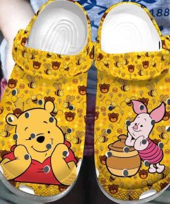 Piglet And Winnie The Pooh Yello removepics