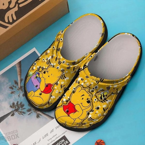 Winne The Pooh With Bee Honey Cr removepics
