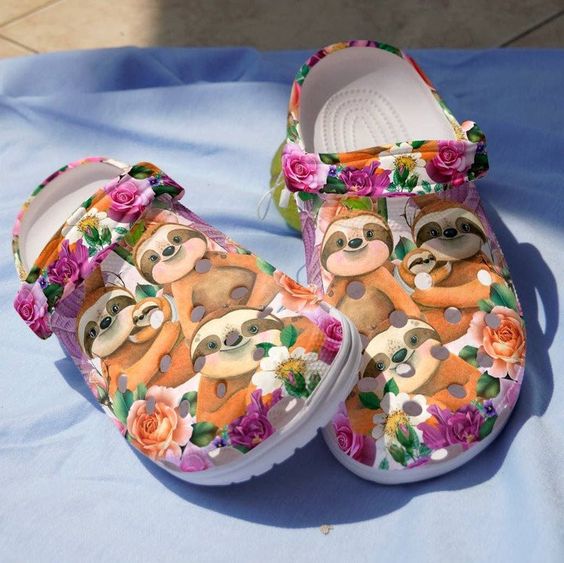 sweet sloth with beautiful flowers colorful design of unisex clogs secjx