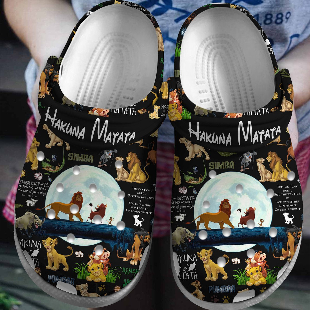 eye catching and stylish the lion king classic black clogs size 9 fast shipping worldwide p4rcg