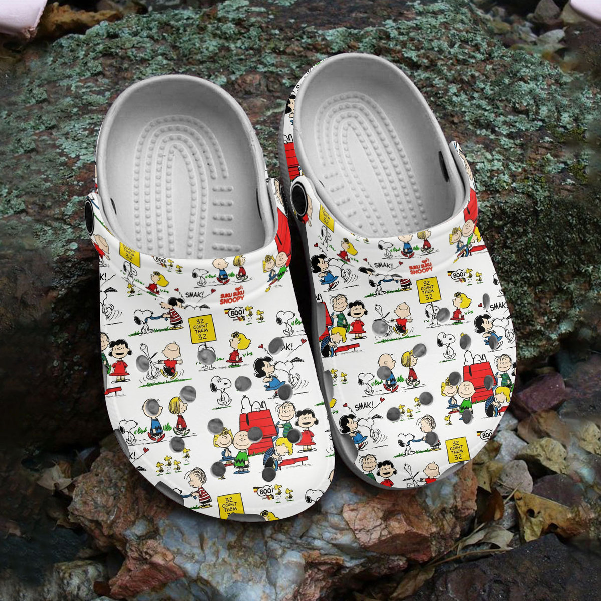comfortable and lightweight clogs snoopy and happy friends cartoon unisex clogs shop now at trendycroc.com uengz