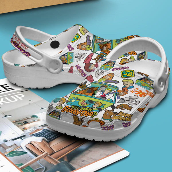 nice design of scooby doo cartoon unisex clogs buy more save more! xxuxu