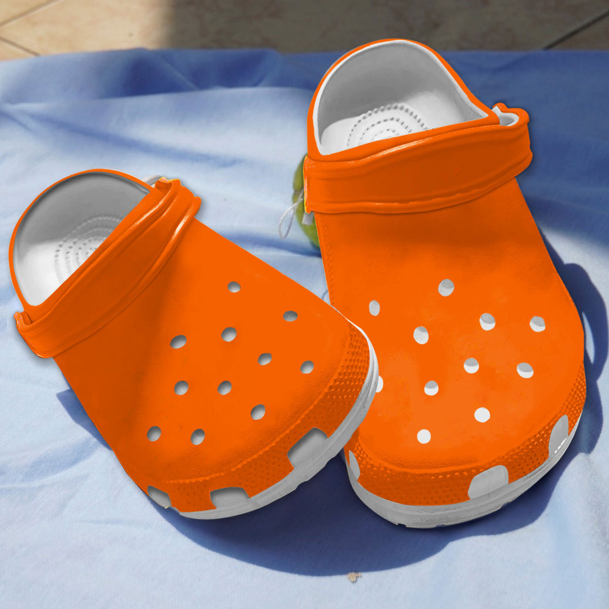 beautiful persimmon color unisex sandals easy to clean and quick to dry rkdts