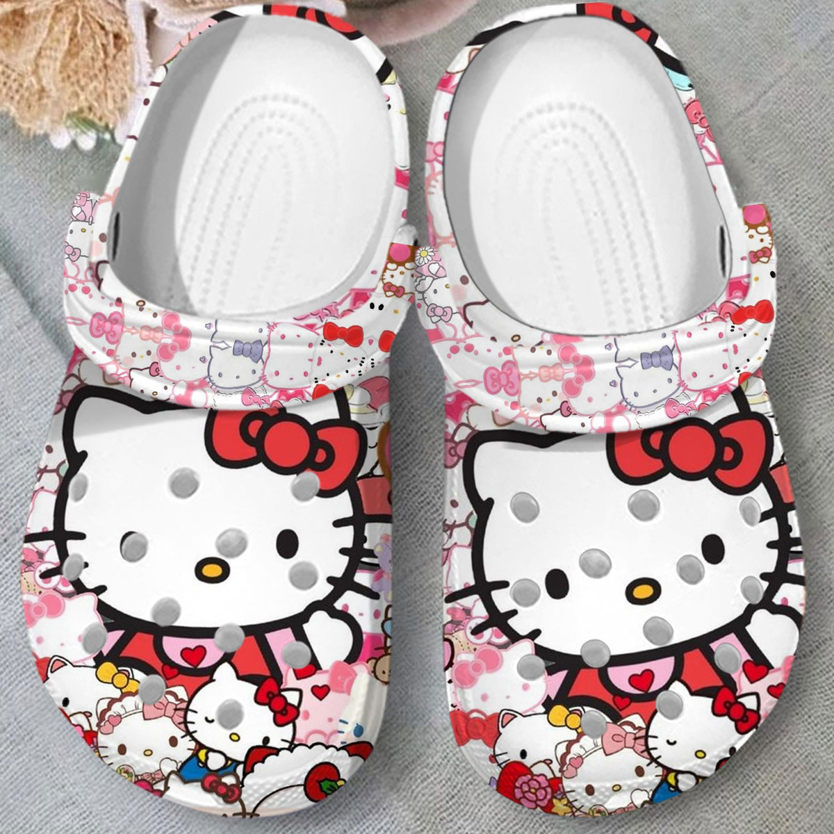 classic design hello kitty white clogs suitable for outdoor walking auij4