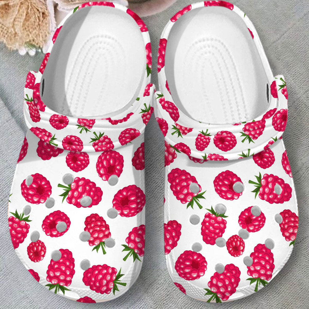 comfortable and fluffy raspberry white clogs suitable for outdoor walking 8l2yz