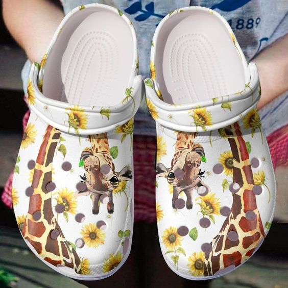 comfortable and water resistant giraffe white clogs funny and stylish for outdoor walking 4jhen