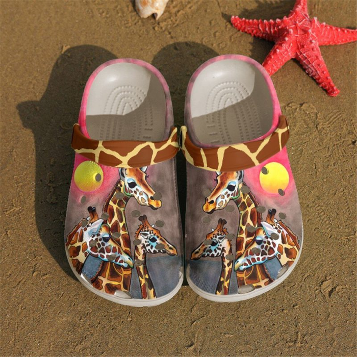 lightweight and fluffy giraffe colorful clogs suitable for outdoor walking vesfs