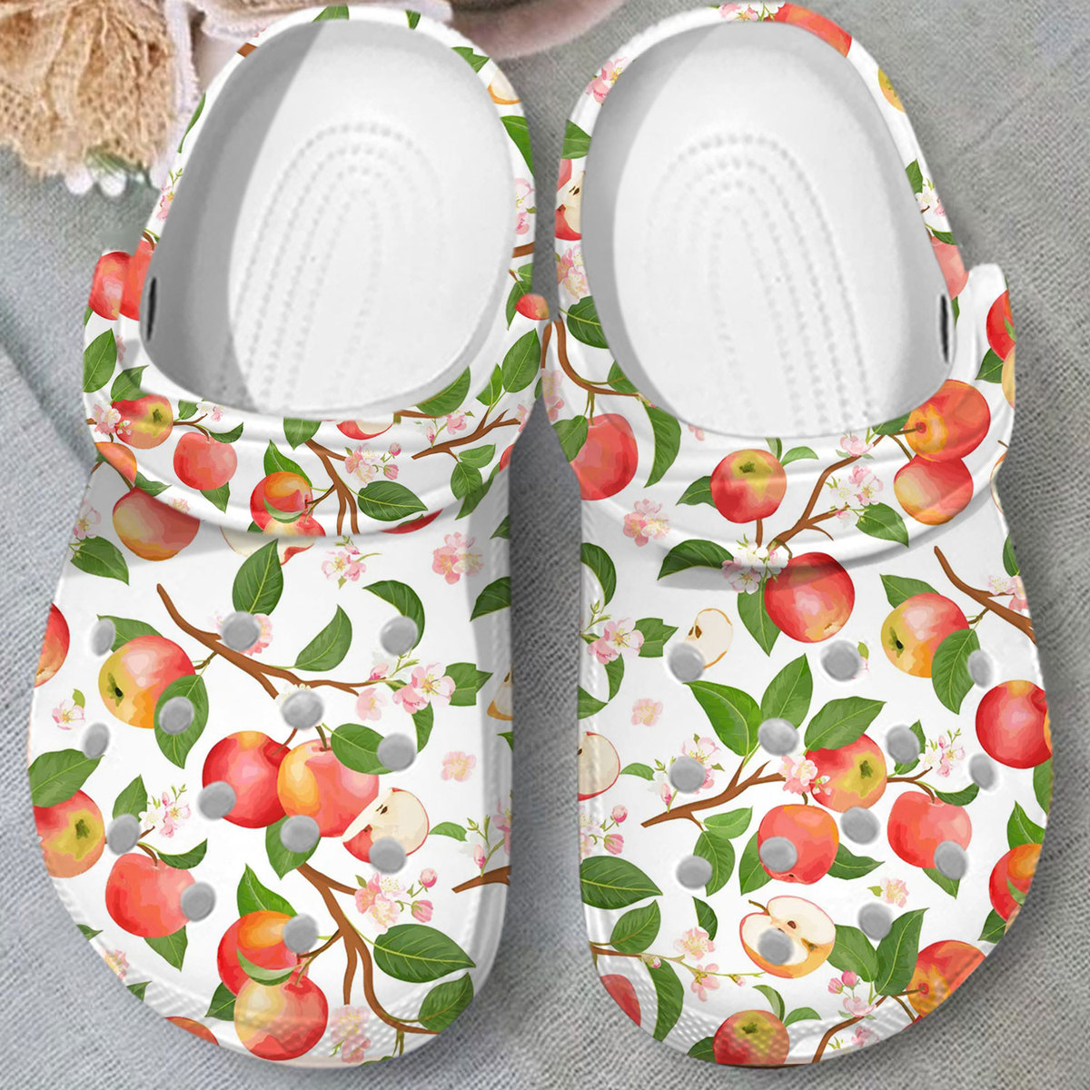 new design and rare apple white clogs easy to clean slip resistant agajg