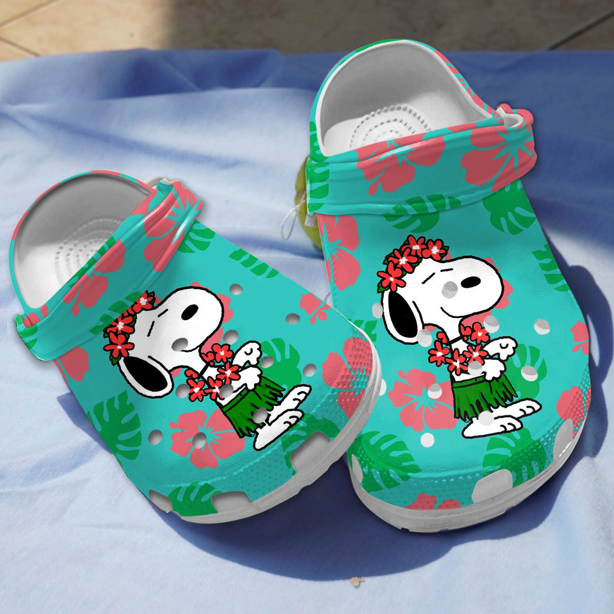 new design snoopy green clogs perfect footwear for men and women bfqru