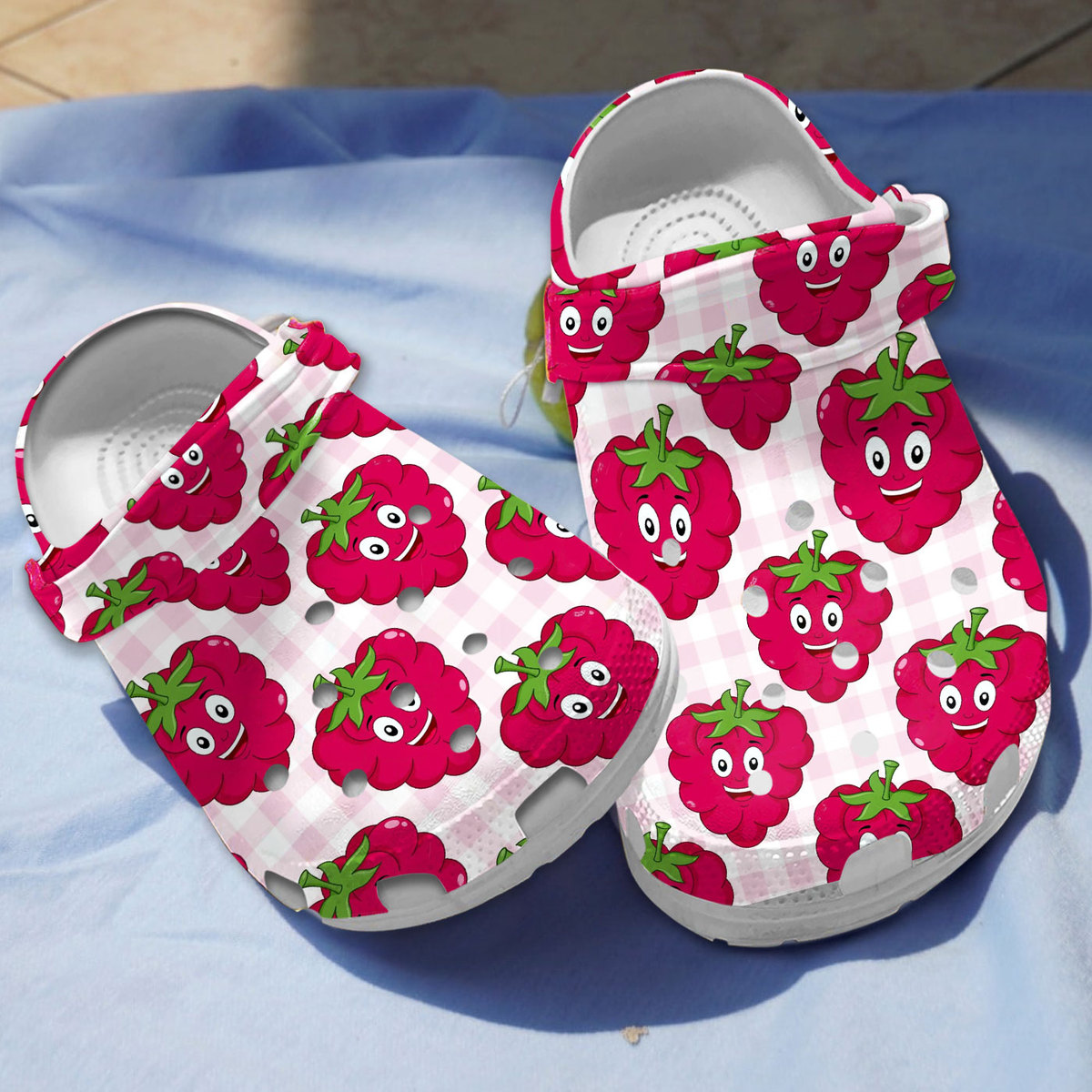 special and unique raspberry clogs suitable for outdoor walking gycxg