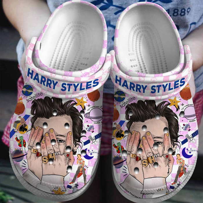 water resistant and soft harry styles clogs suitable for outdoor activity d2ont