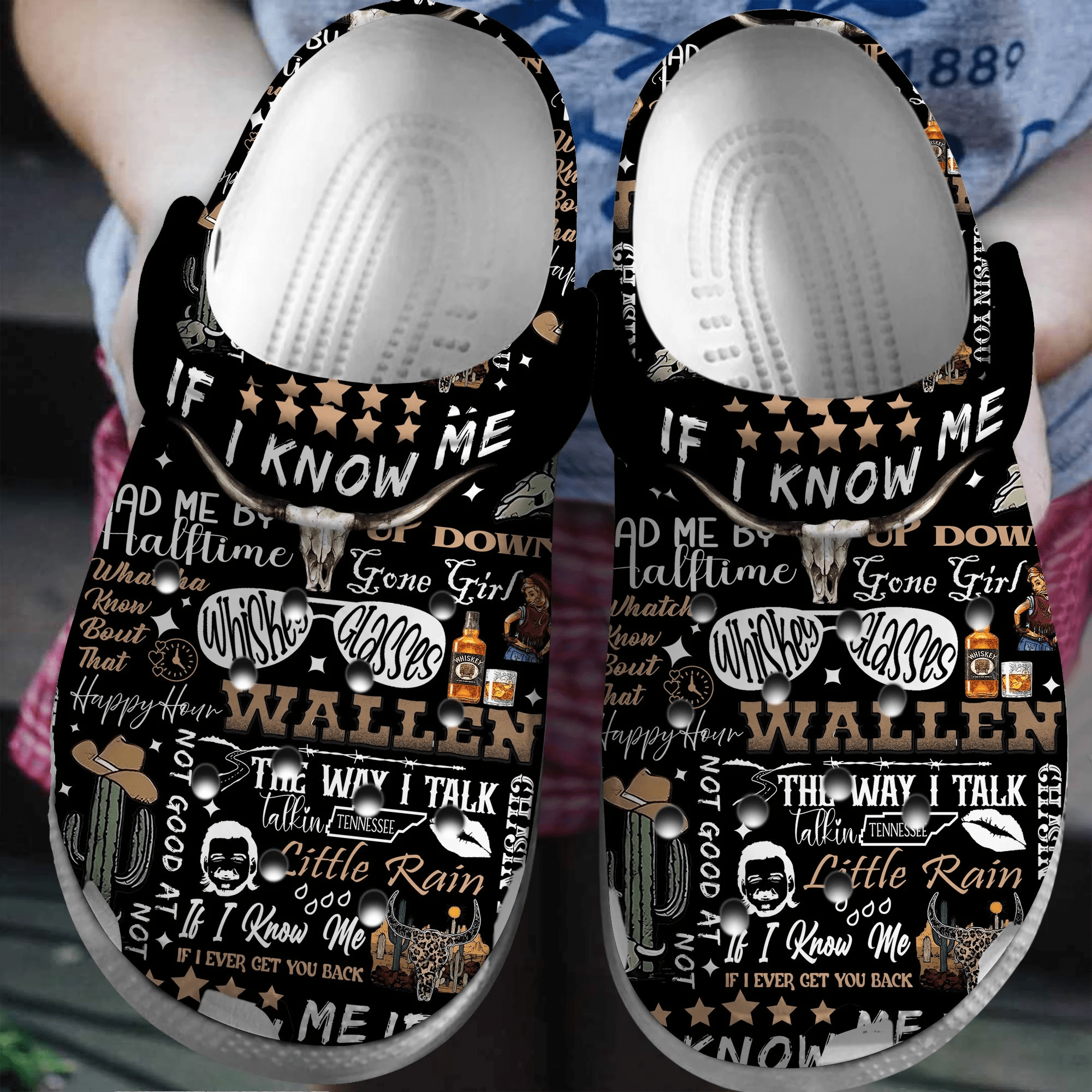Water-Resistant And Lined Morgan Wallen Clogs, Perfect For Outdoor Activity