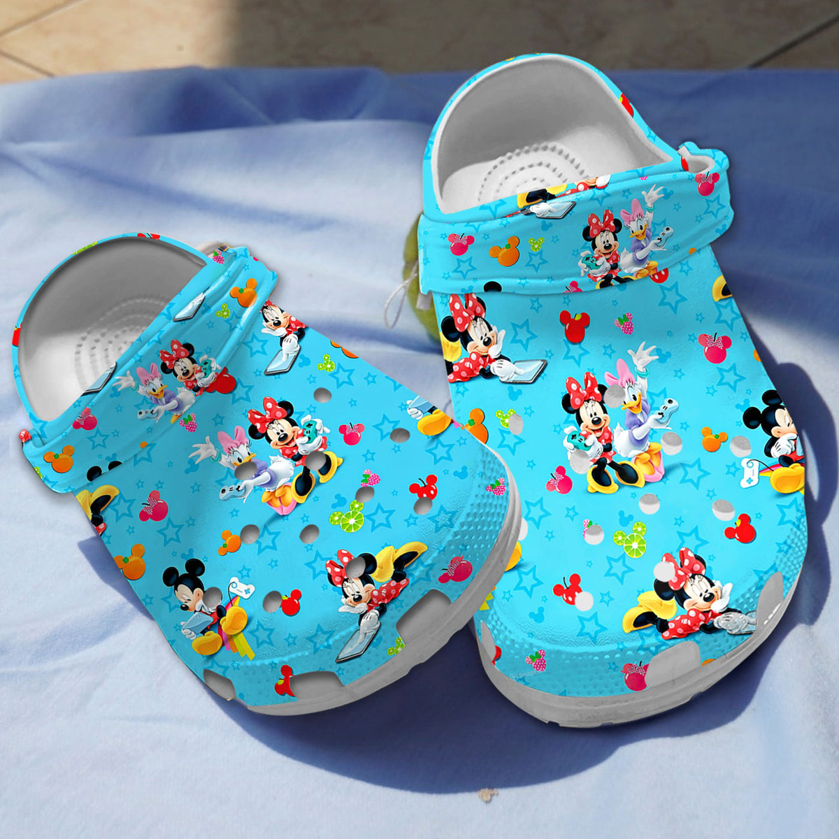 3d Printed And Classic DISNEY SPRING CROCS, Perfect For Outdoor Activity