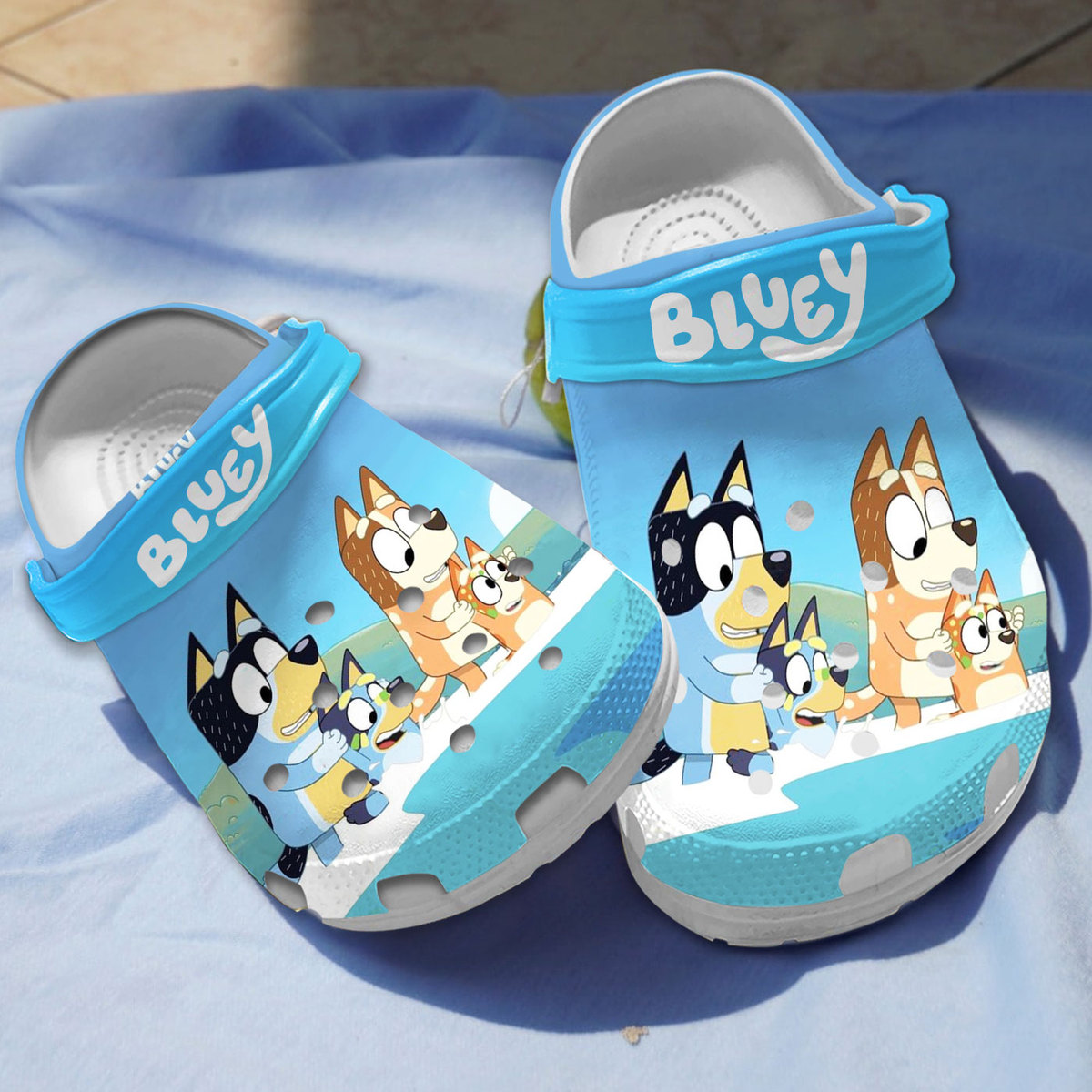 Classic And 3d Printed Bluey Clogs, Perfect For Outdoor Activity