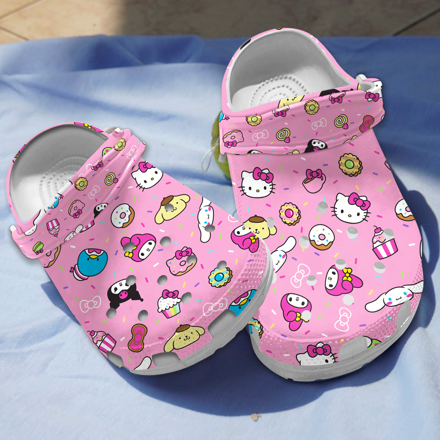 Water-proof And Non-slip Hello Kitty Clogs, Perfect For Outdoor Play