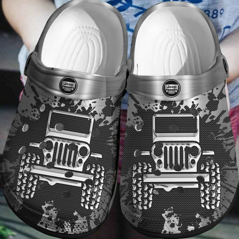 Water-Resistant And Non-slip Jeep Clogs, Available Sizes For Kids And Adults