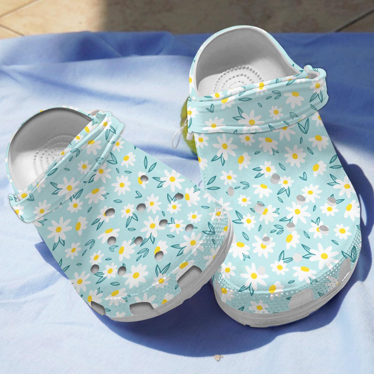 New Design Daisy Flower Classic Clogs, Unique Gift Idea For Kids & Adults