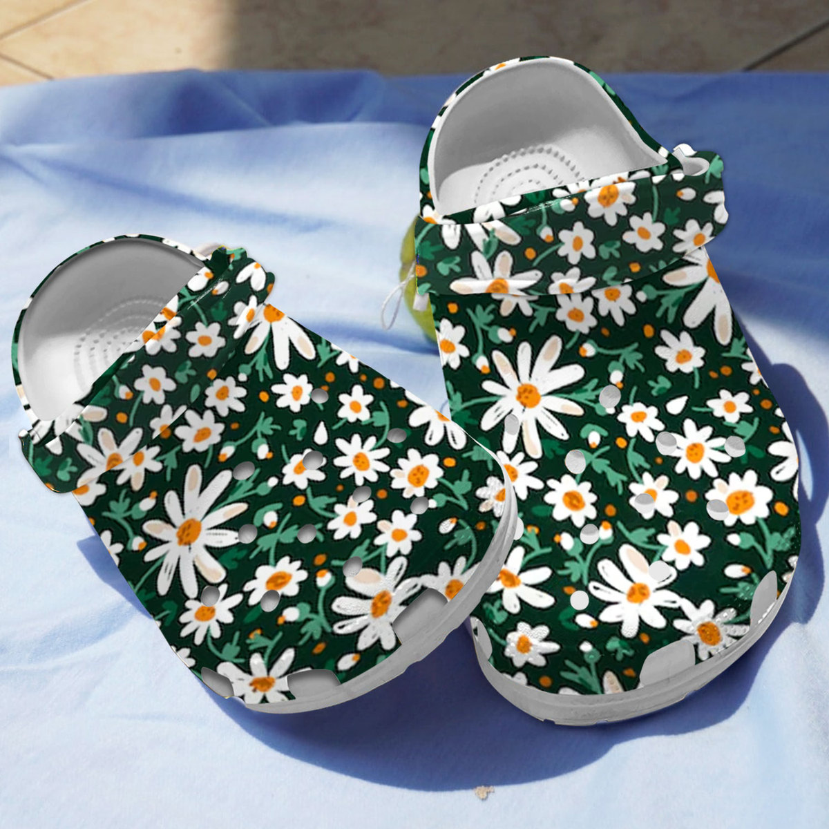 Unique Design Daisy Flower Black Clogs, Size 8, Perfect Shoes For Kids & Adults