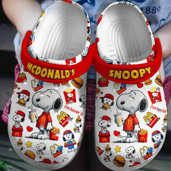 Funny Snoopy Loves McDonald's Cartoon Unisex Clogs, Perfect Sandals For Kids & Adults