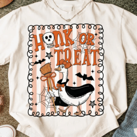 Pretty Goose Honk Or Treat Halloween T-Shirts