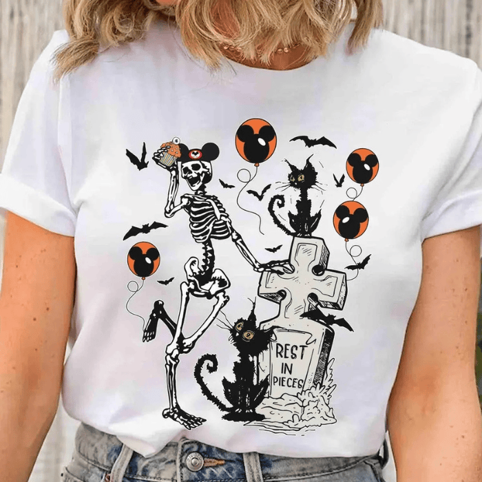 Happy Halloween With Funny Skeleton T-Shirts