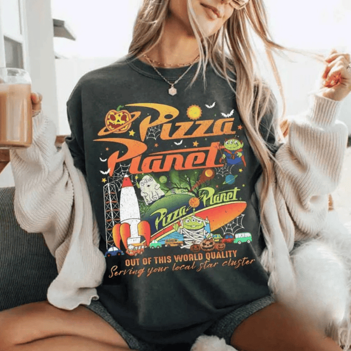 Cute Alien Pizza Planet Toy Story Halloween Night T-Shirts