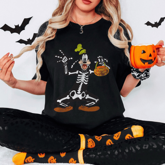 Funny Goofy Skeleton Halloween Trick Or Treat T-Shirts
