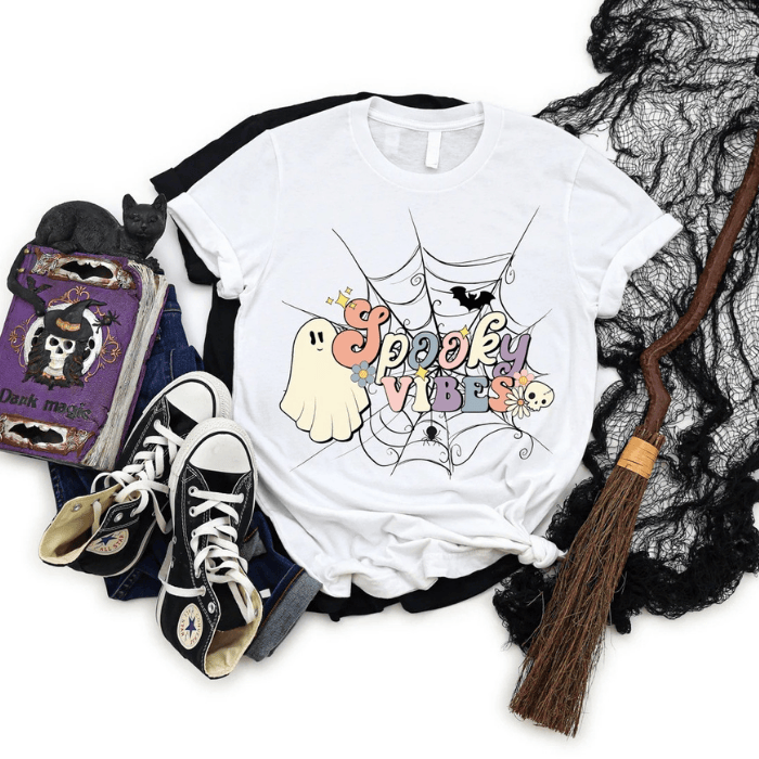 Spooky Vibes Flora Cute Halloween T-Shirts
